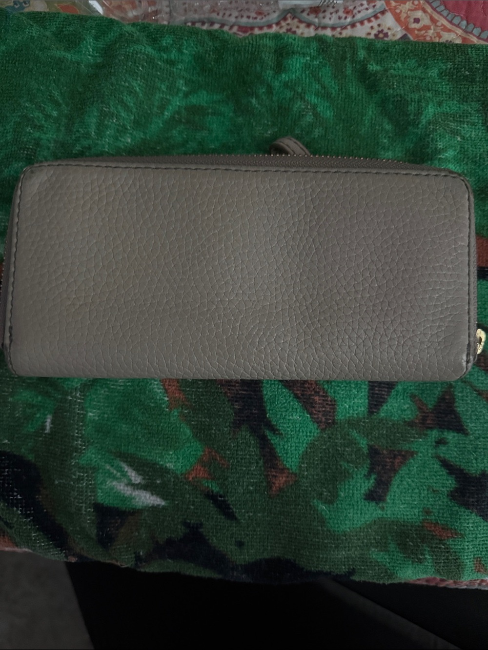 Fossil Pebbled Leather Wallet in Light Gray Taupe - Picture 3 of 4